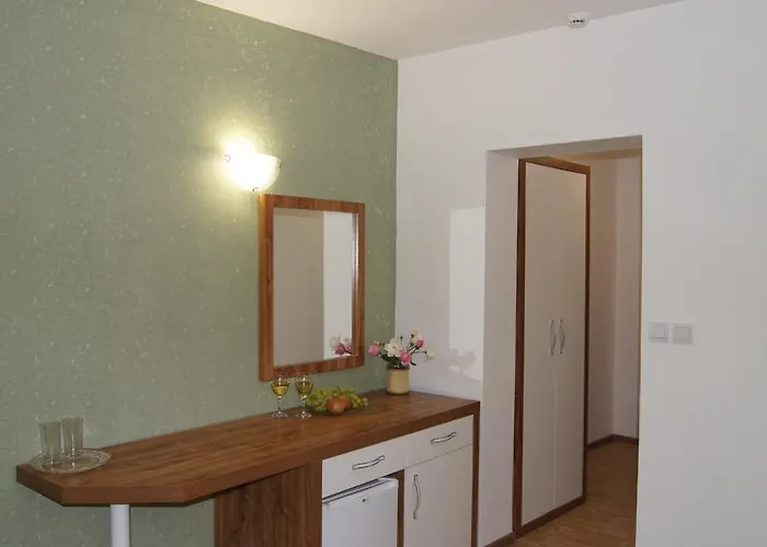 Отель Elizabeth Dy Boutique