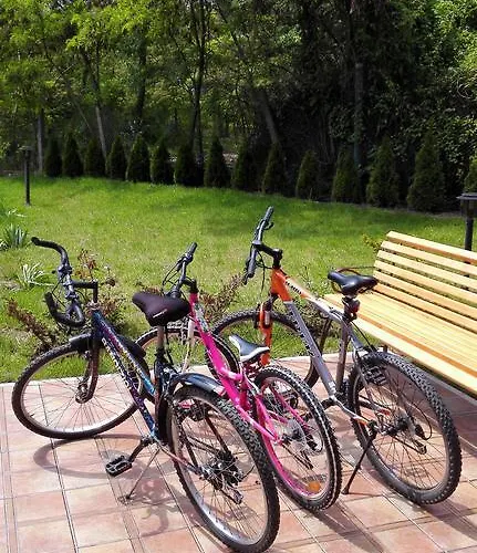 Elizabeth Dy Boutique 3*