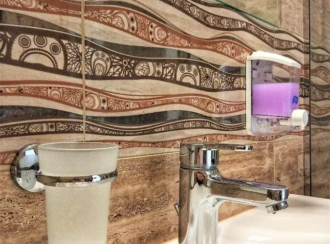 Elizabeth Dy Boutique