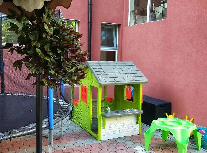 Elizabeth Dy Boutique